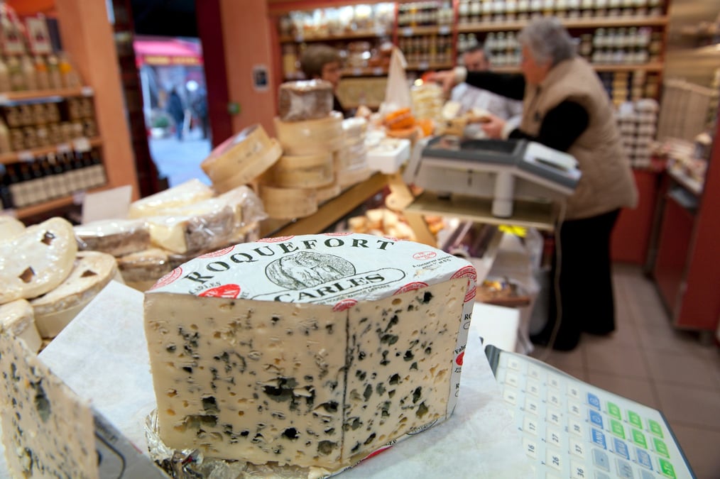 Illustration fromage Roquefort, fromagerie, Paris, France