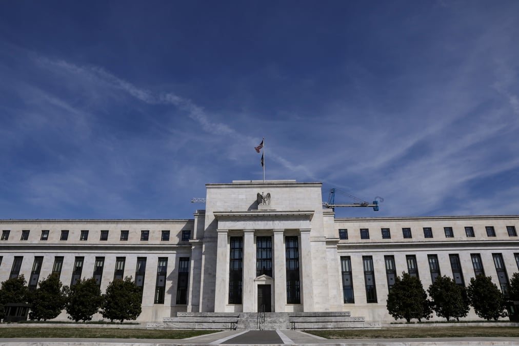 Usa: la fed maintient sa politique, se dit prete a agir si besoin