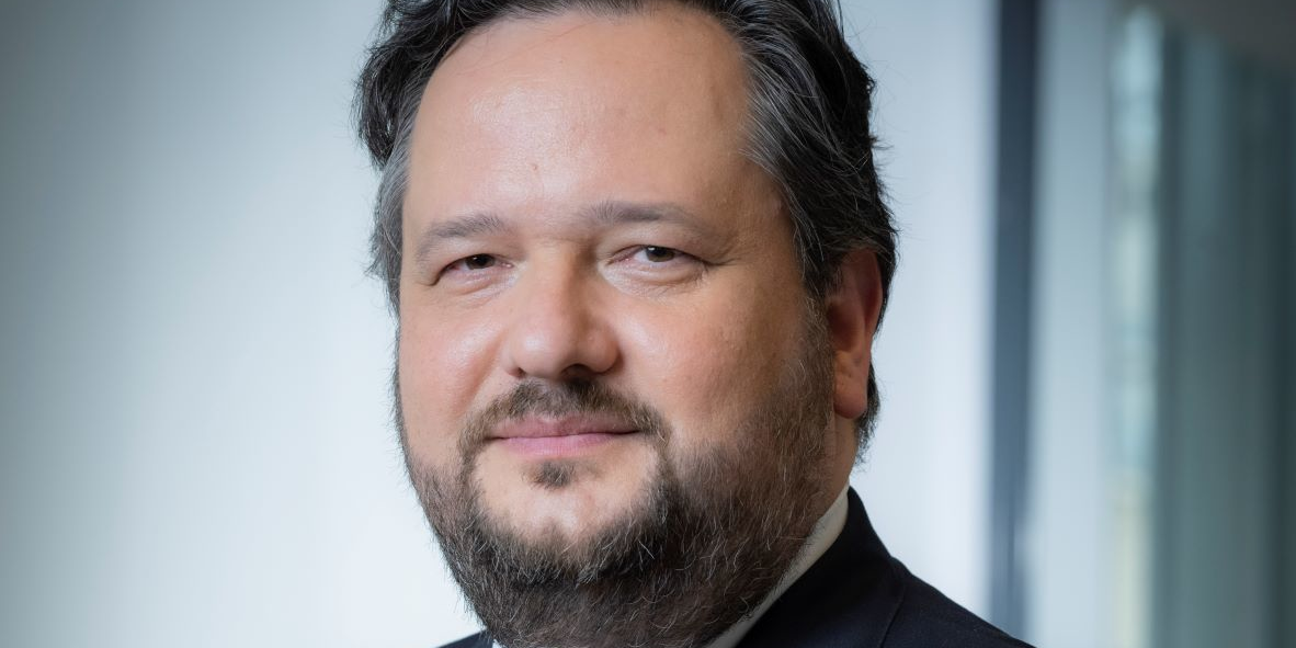Le nouveau directeur général de la Société Générale, Slawomir Krupa, doit présenter sa stratégie aux analystes financiers à Londres le 18 septembre.