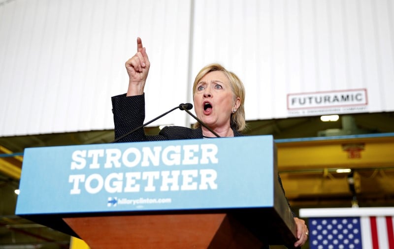 Clinton a publie sa declaration d’impots