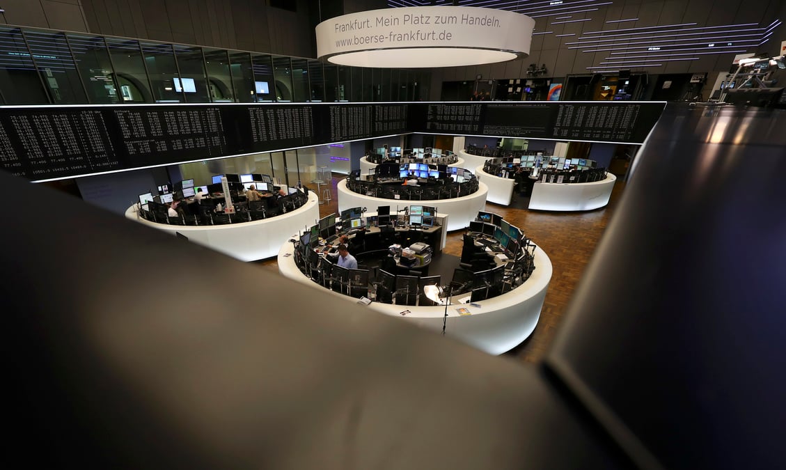 Les marches europeens ouvrent en ordre disperse
