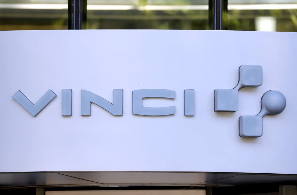 Vinci: ca en baisse de 12% sur neuf mois, reprise d'activite au 3e trimestre