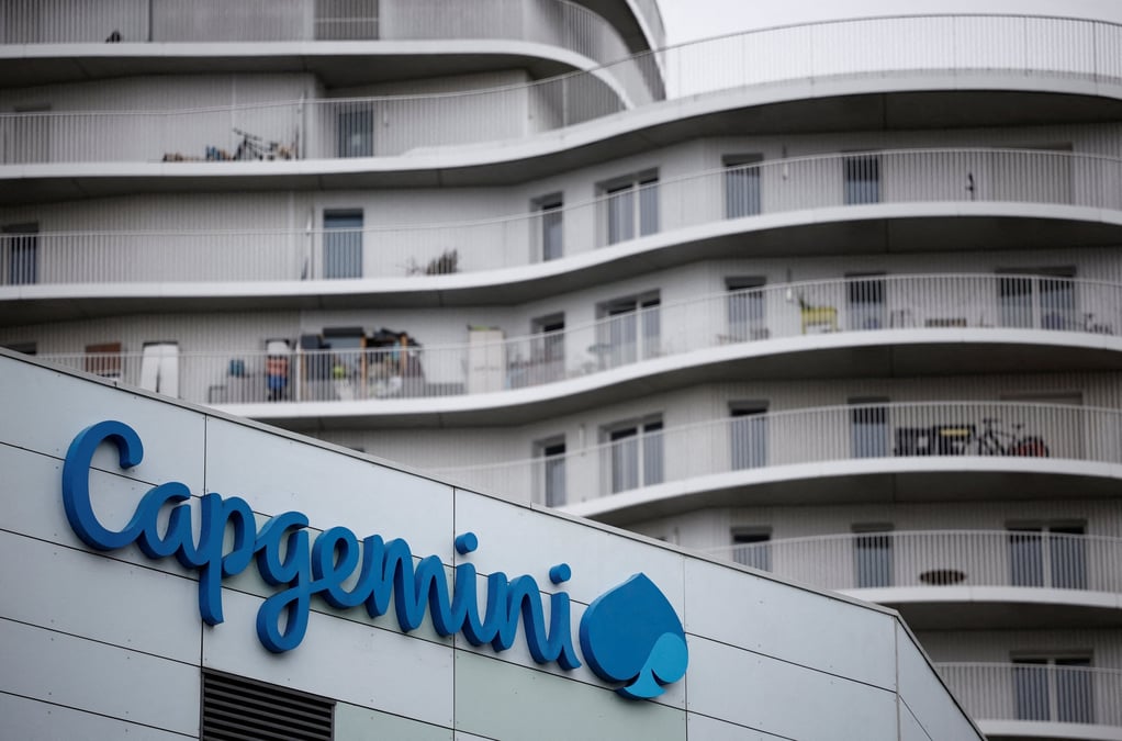 Un logo capgemini est visible au bureau de l'entreprise a nantes