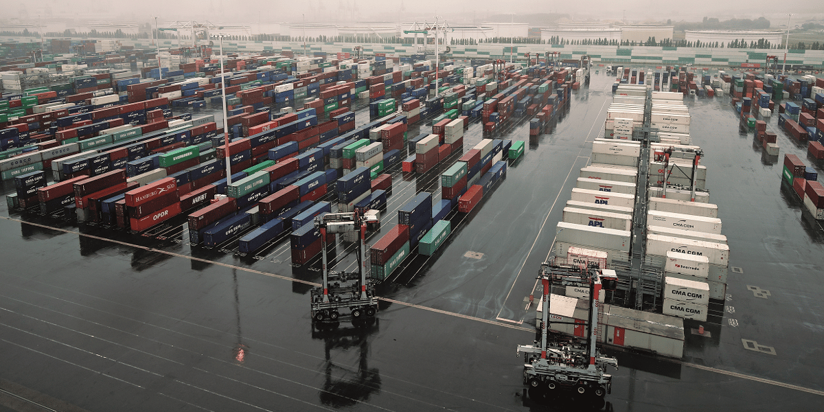 Commerce export import port containers conteneurs logistique