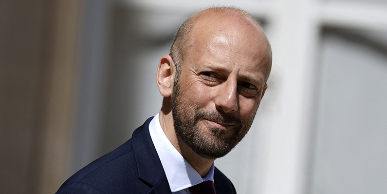 Pour Stanislas Guerini, le ministre de la Transformation et de la Fonction publiques, « les catégories créent des plafonds de verre qu'il est très difficile de casser » (photo d'archive).
