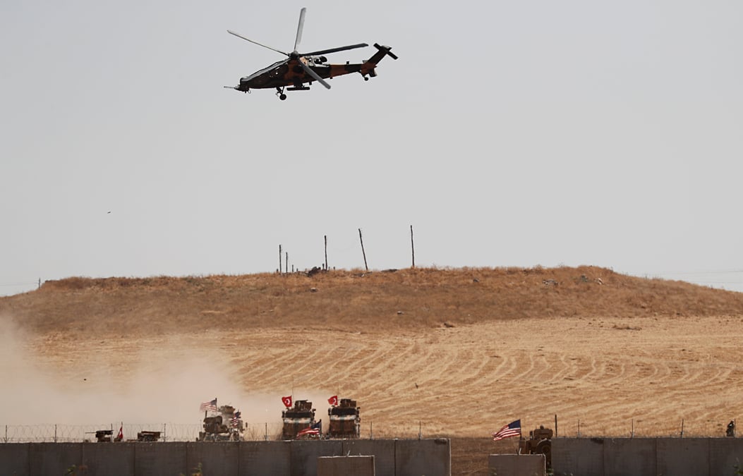 Un helicoptere des forces syriennes abattu pres d'alep