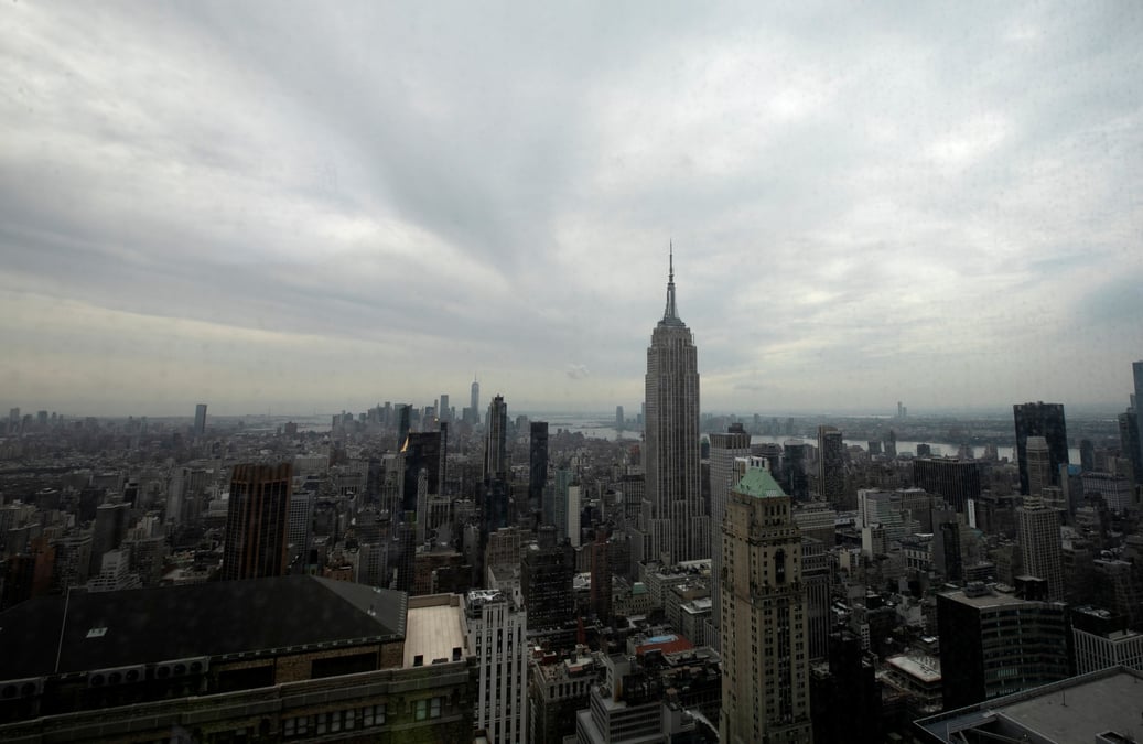 Etats-unis: recul des inscriptions au chomage a 180.000