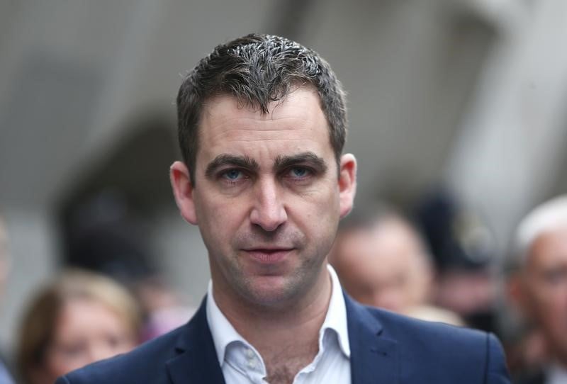 Save the children uk s'excuse pour le comportement passe d'un dirigeant
