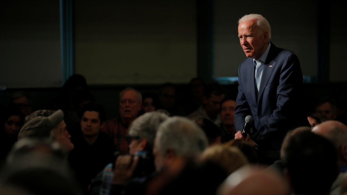 Usa: joe biden n'exclut pas de choisir un colistier republicain