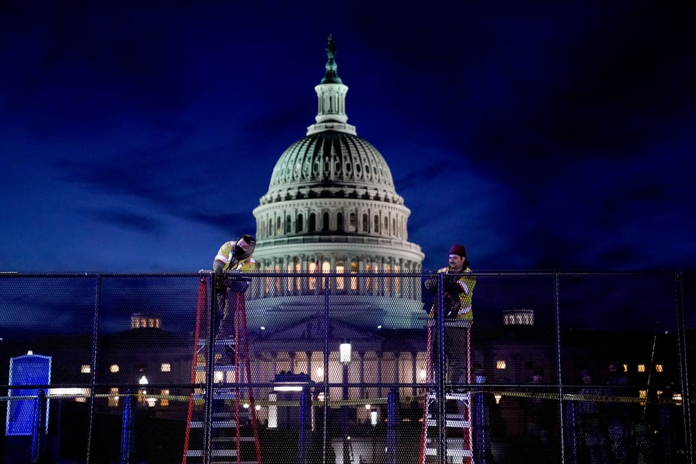 Les democrates de la chambre prets a faire le necessaire pour destituer trump