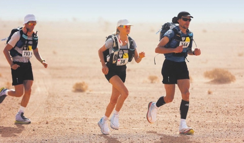 Maryline Nakache pendant le Marathon des Sables 2023, au Maroc.