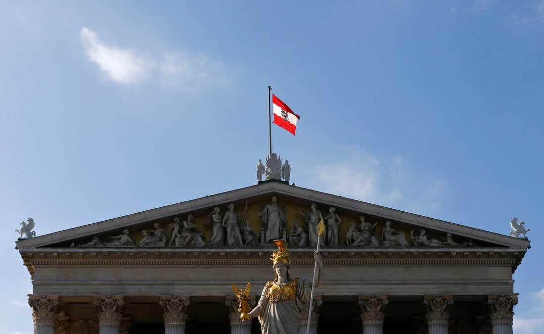 Les conservateurs autrichiens se reunissent pour choisir un nouveau chef de file pour le parti et le pays