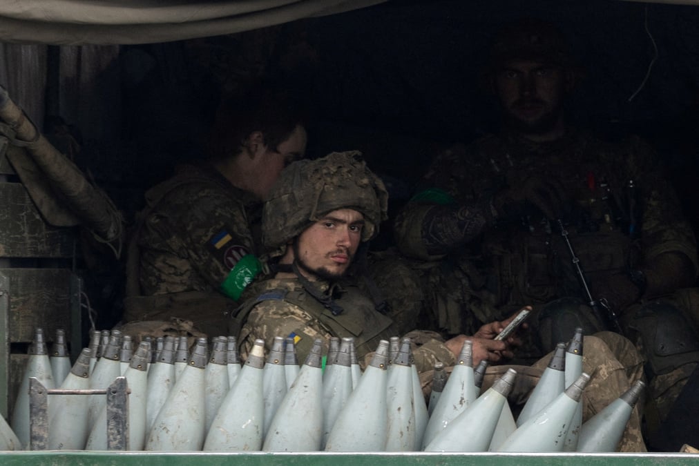 L'ukraine poursuit sa contre-offensive sur la ligne de front russe, dit le gouverneur de la region de kharkiv