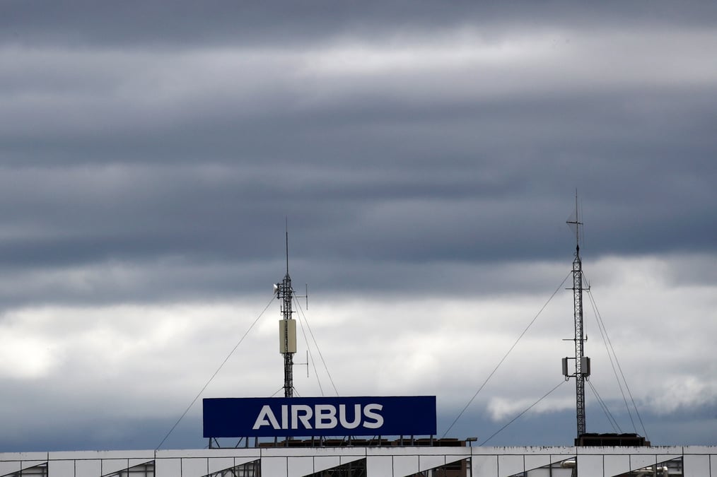 Airbus se concentre sur le scaf, mais etudie ses options, selon son pdg