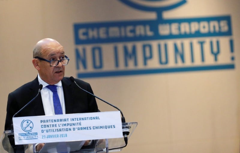 Paris veut enclencher une "dynamique" contre les armes chimiques