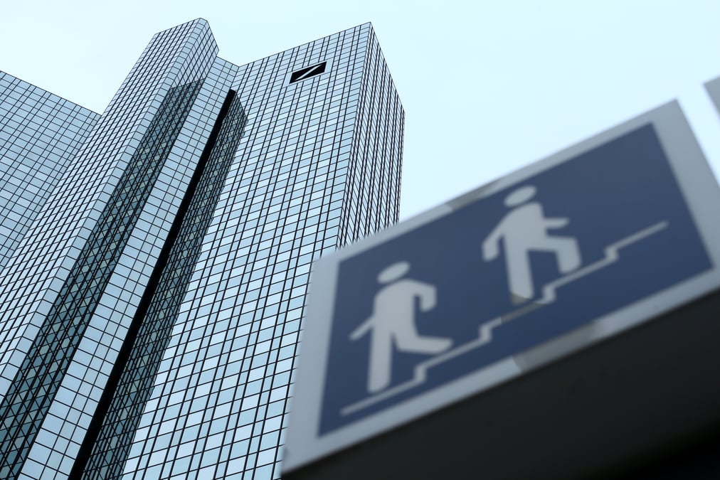 Deutsche bank: la banque d'investissement sous pression avant l'assemblee generale