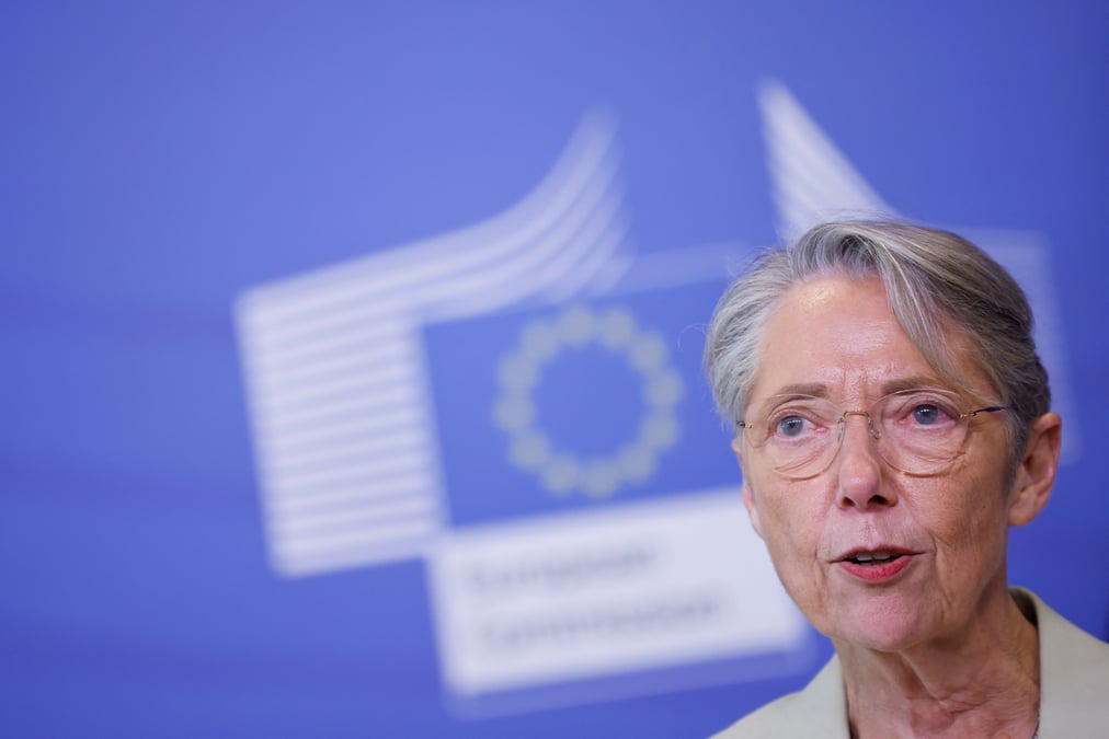 Le premier ministre francais elisabeth borne participe a une conference de presse a bruxelles