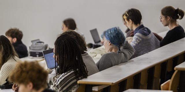 36% des étudiants disent avoir déjà sauté souvent ou de temps en temps des repas par manque d’argent, selon le baromètre 2024 de l’association Cop1 et de l’Ifop.