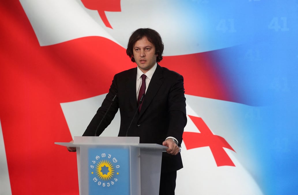 Le premier ministre georgien kobakhidze participe a une conference de presse a tbilissi