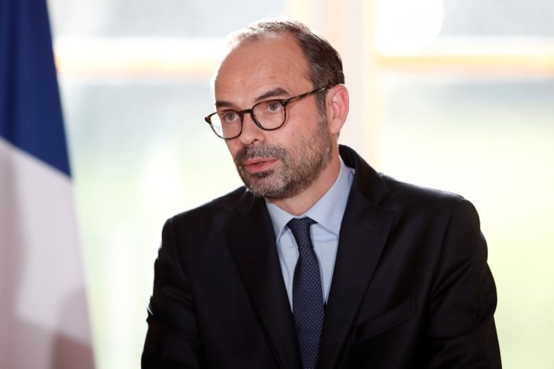 La reforme des institutions presentee la semaine prochaine