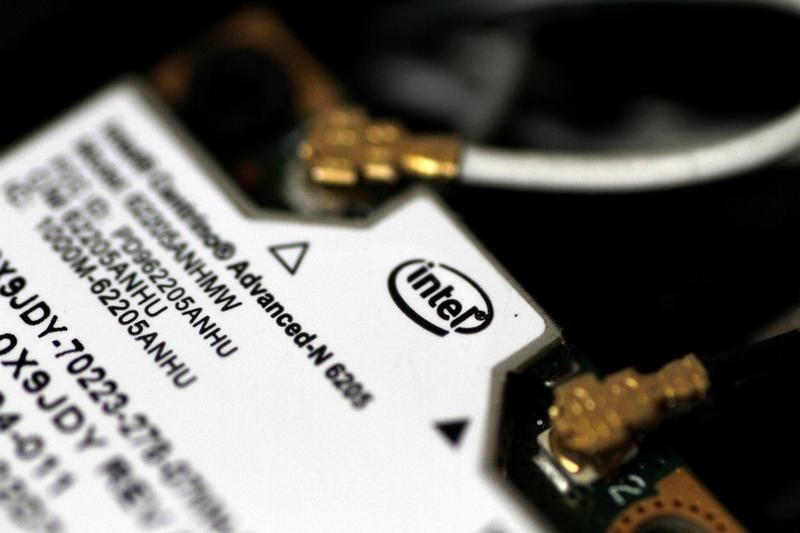 Intel releve ses previsions 2017, le titre augmente