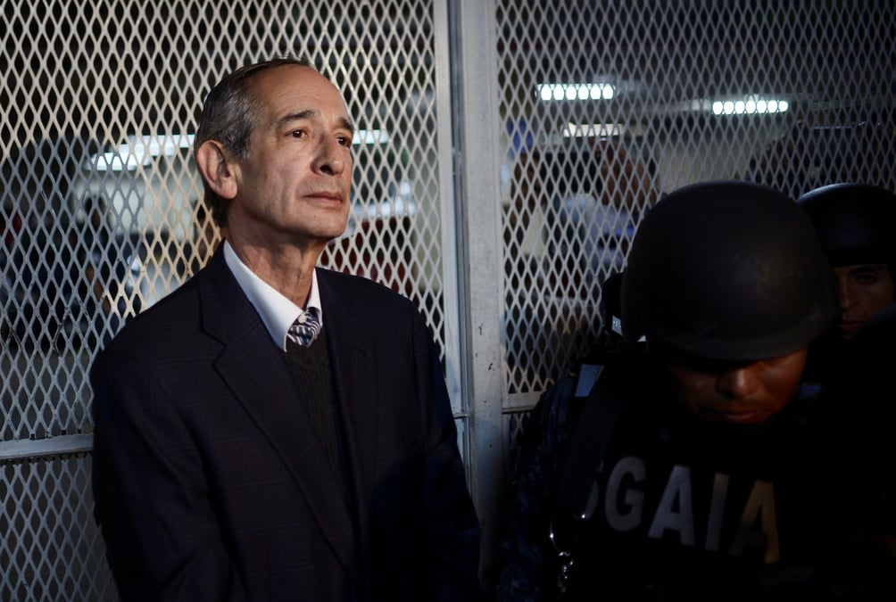Un ancien president du guatemala arrete pour corruption