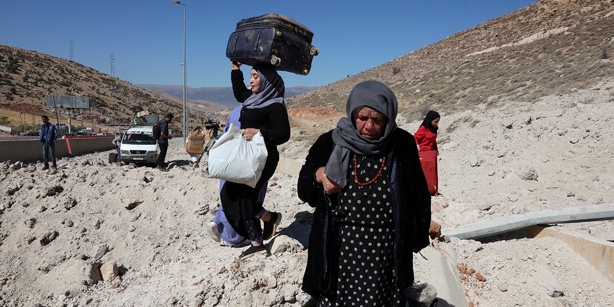 Poste-frontière de Masnaa, le 4 octobre. En dix jours, près de 310 000 personnes sont passées en Syrie.