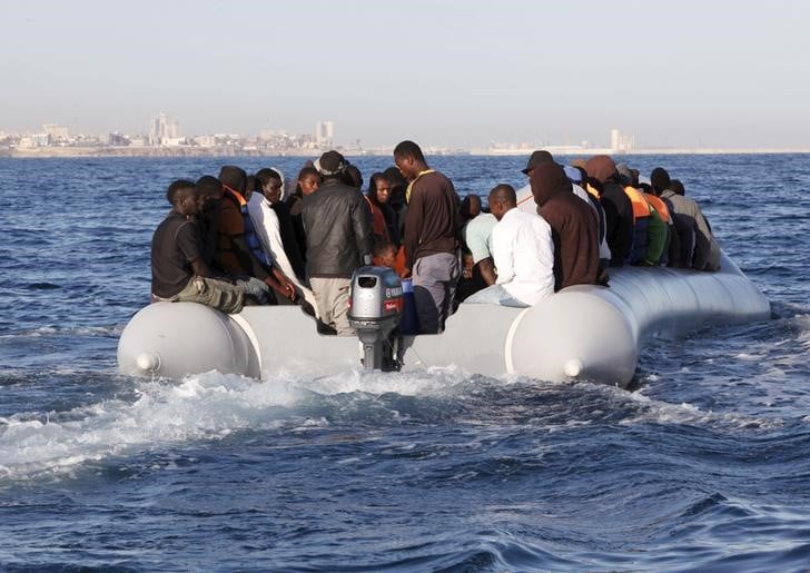 L'onu autorise l'arraisonnement des bateaux de passeurs au large de la libye