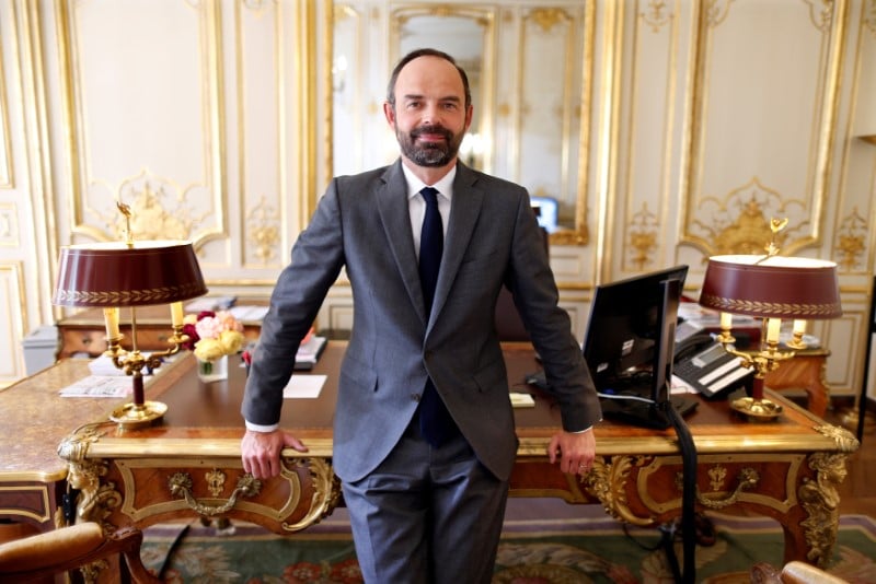 Philippe impose ses regles au gouvernement