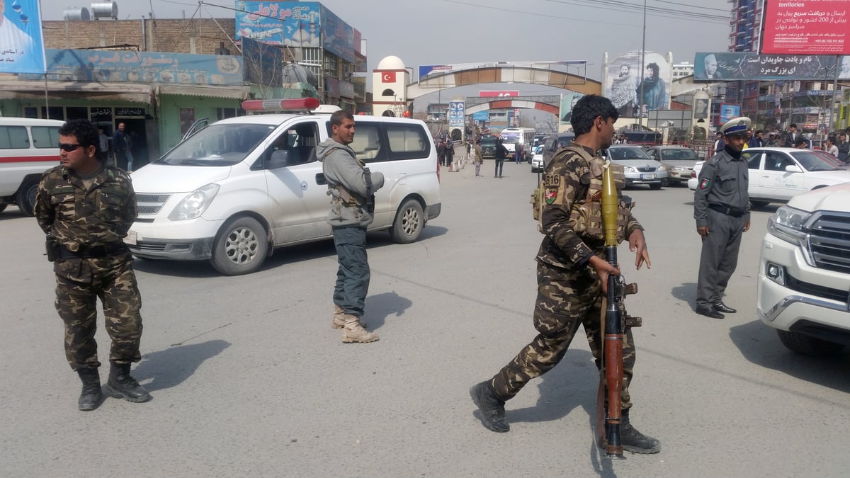 Attentat suicide contre les chiites a kaboul, sept morts