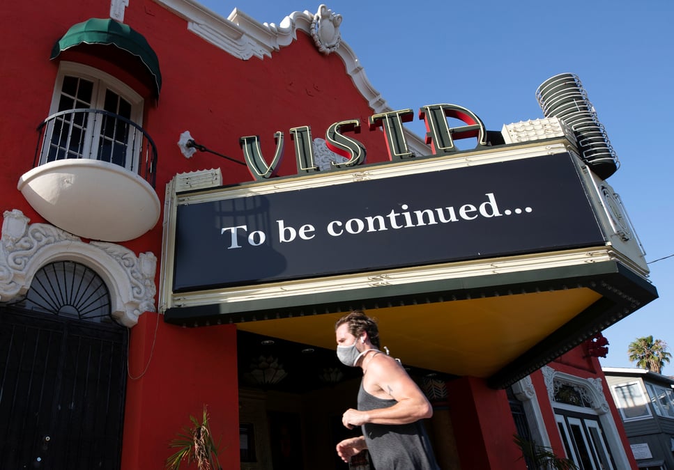 Coronavirus: la californie se reconfine sur fond de crise sanitaire accrue aux usa