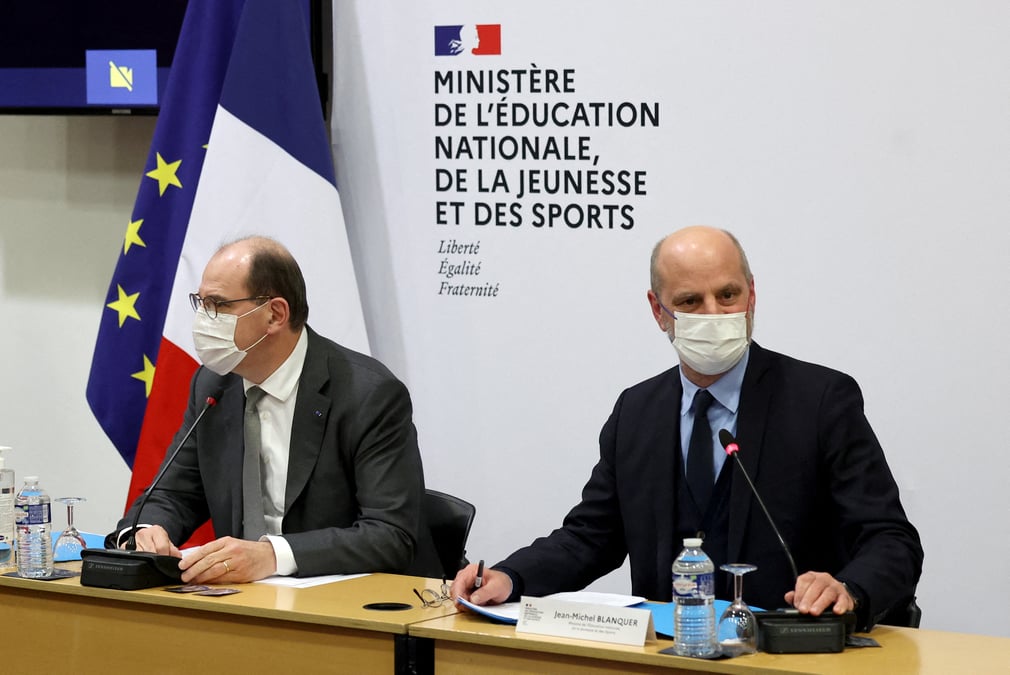 Blanquer annonce des recrutements apres une forte mobilisation enseignante