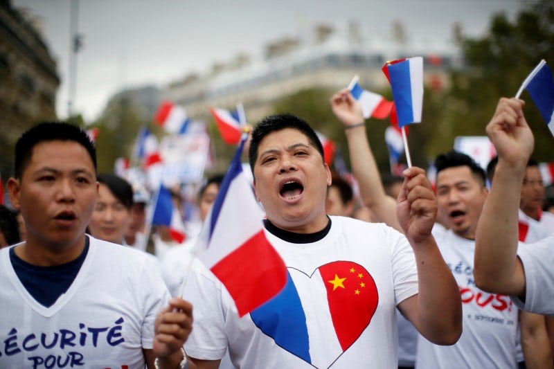 Manifestations a paris contre les agressions anti-chinois