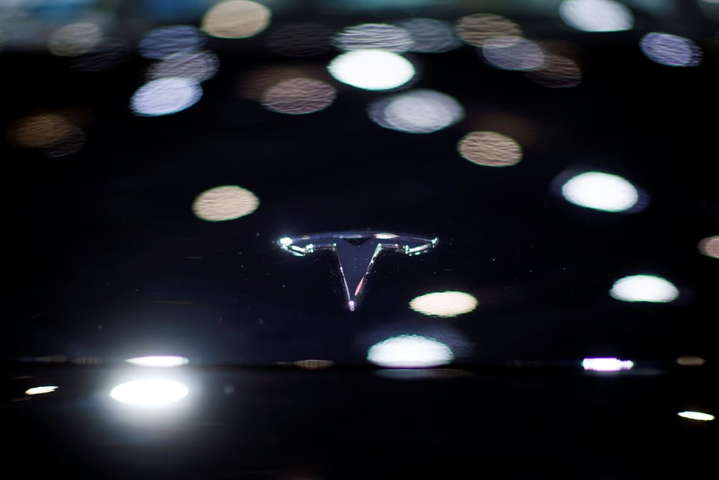 Tesla a suivre a wall street