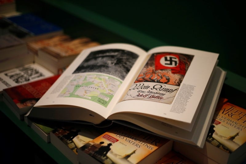 Afflux de commandes pour le nouveau "mein kampf"