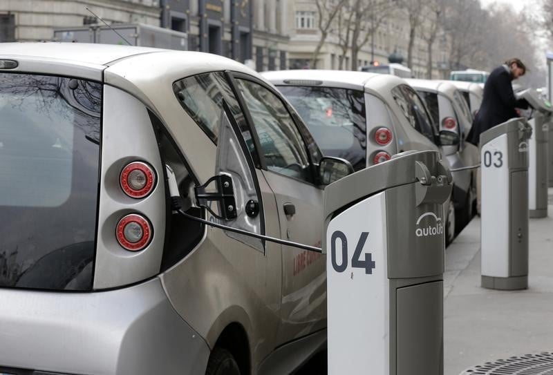 Bollore remporte le projet d'autopartage de vehicules de singapour