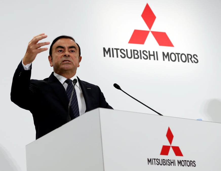 Carlos ghosn prend la presidence de mitsubishi
