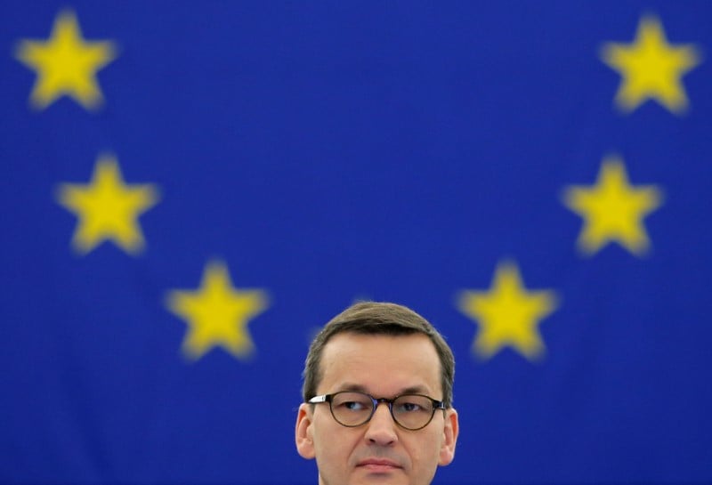 La pologne ne veut pas recevoir de lecons, dit morawiecki
