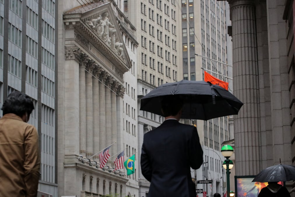 Les marches americains cloturent en baisse
