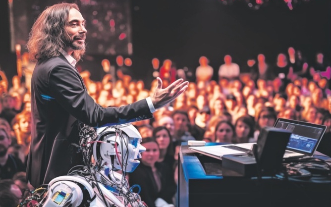 Cette photo est une représentation imaginaire de la conférence de Cédric Villani donnée dans le cadre du Forum « Une époque formidable » le 2 octobre au théâtre des Célestins à Grenoble ; elle a été générée via le logiciel Midjourney.