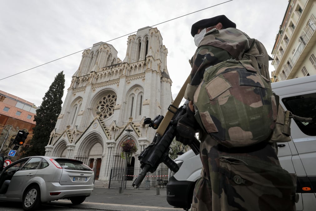 Un homme en garde a vue dans le cadre de l'attaque de nice, precise bfmtv