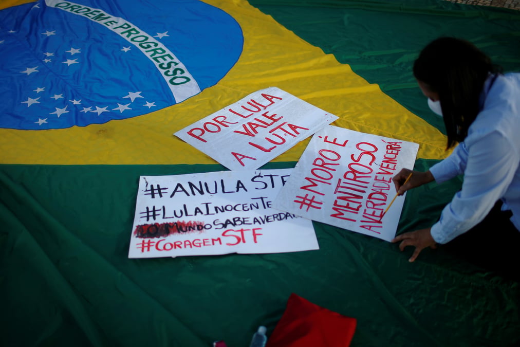 Bresil: la cour supreme confirme l'annulation des condamnations de lula