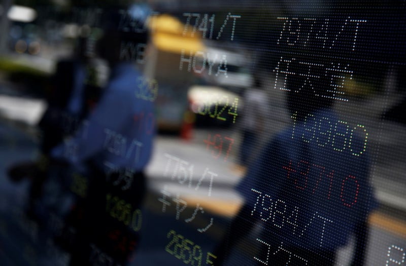 La bourse de tokyo termine en hausse