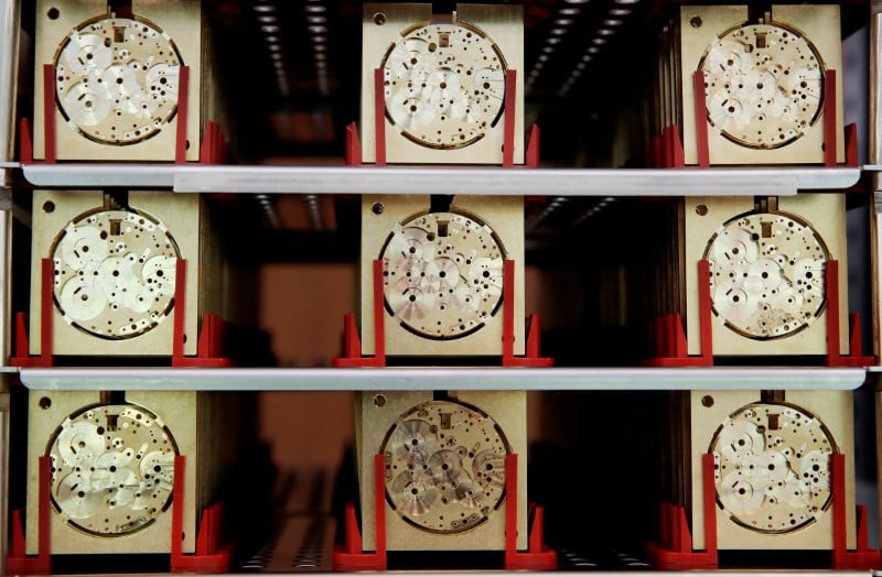Richemont bondit apres des vente en hausse malgre les troubles a hong kong