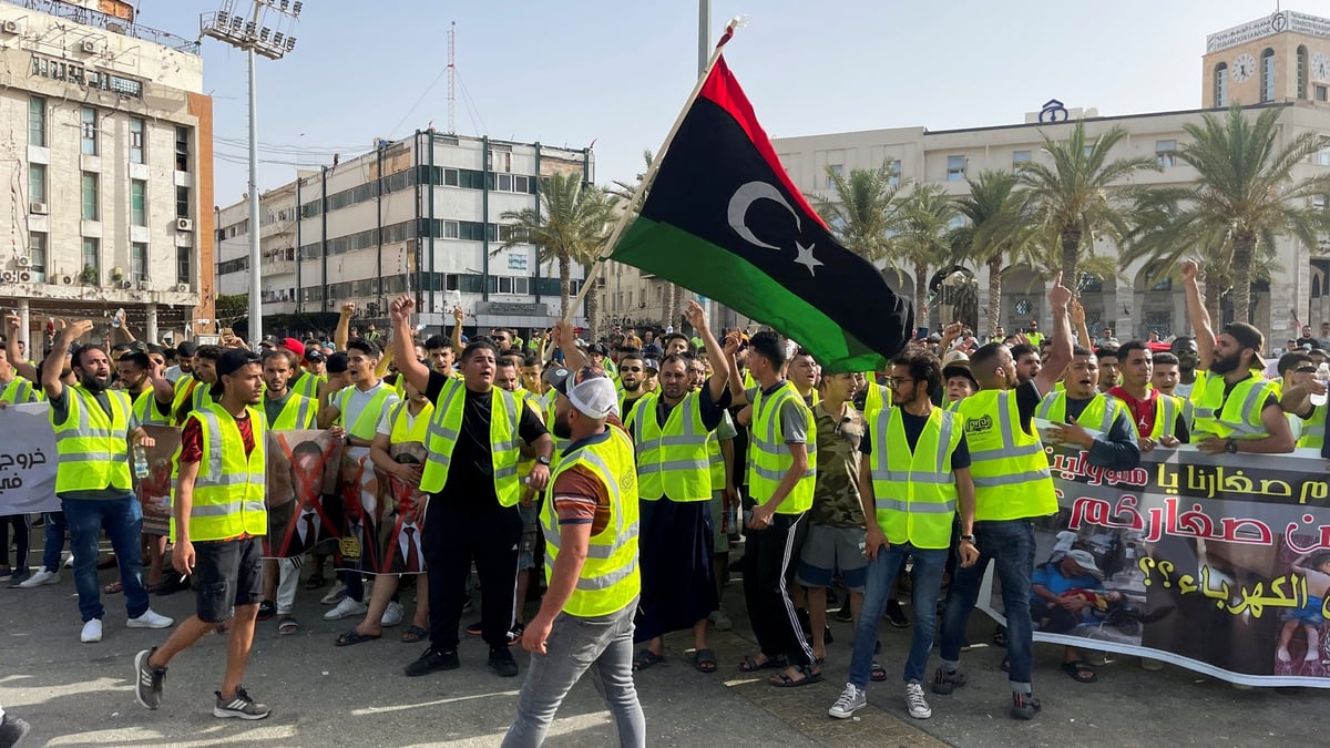 Libye: des manifestants penetrent dans le parlement a tobrouk, selon des temoins