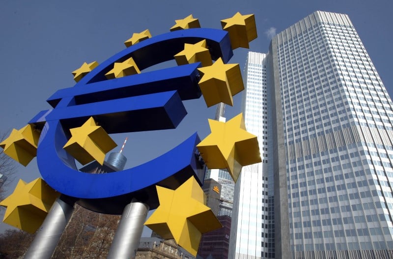 La zone euro presse Berlin d'accepter des dépenses de relance