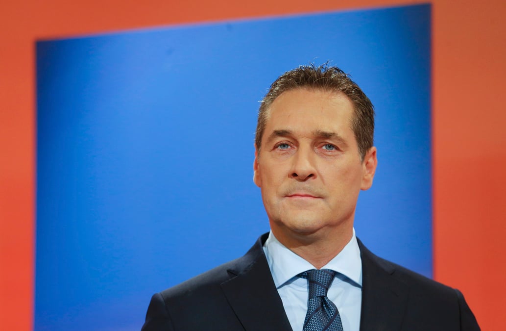 L'extreme droite autrichienne conteste le resultat de la presidentielle