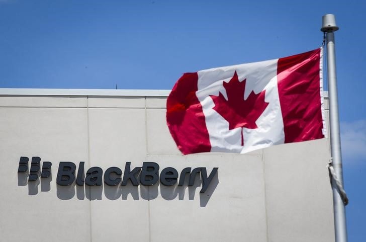 La performance commerciale de blackberry plait aux marches