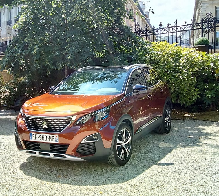 Peugeot 3008, automobile