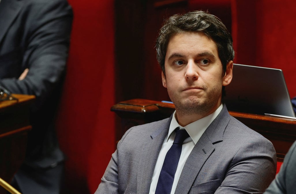 Le chef du gouvernement Gabriel Attal lors d'un déplacement dans un collège de vendredi 12 janvier.